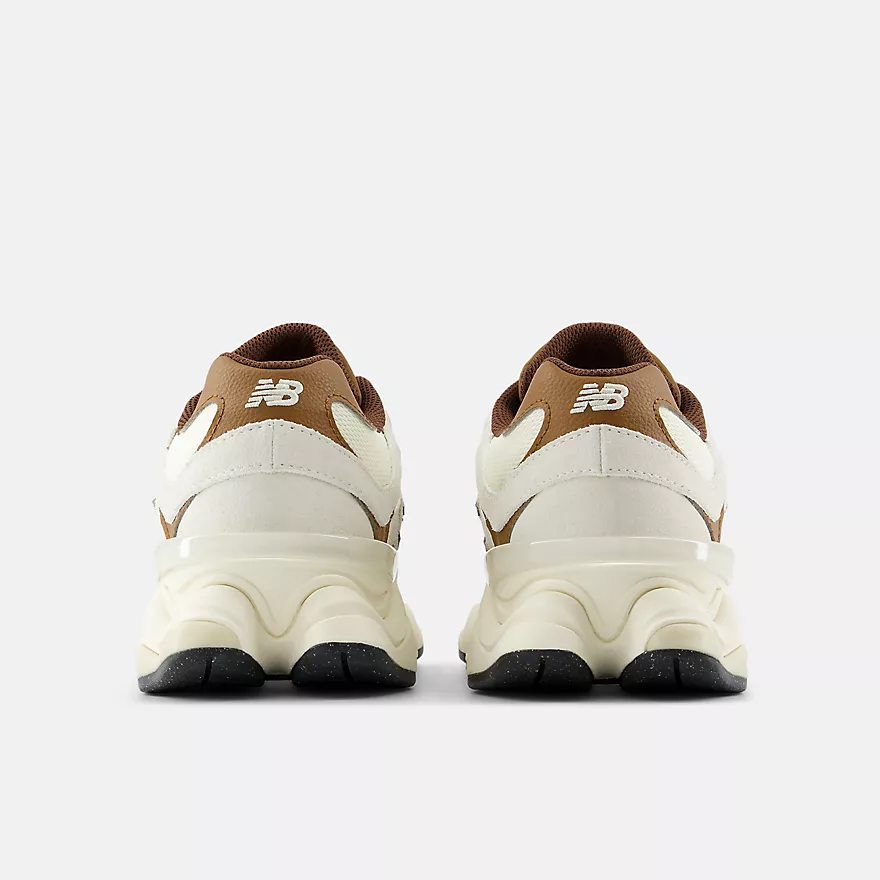 NB 9060 Brown Sugar Latte, vue de l'arrière